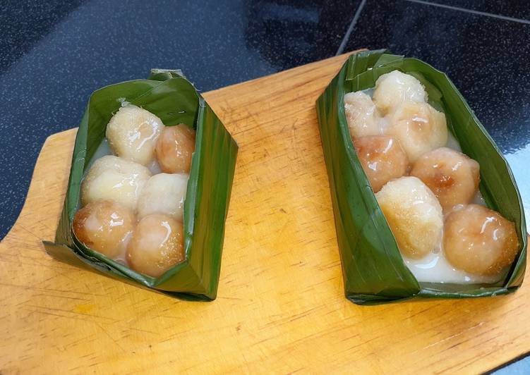 resep cara bikin Bola singkong kuah santan