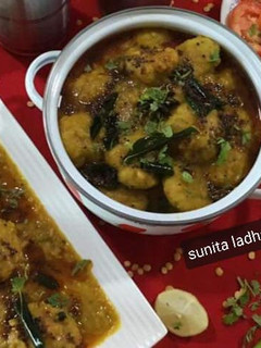 स्टफ्ड दाल ढोकली (stuffed dal dhokli recipe in Hindi) रेसिपी मुख्य फोटो