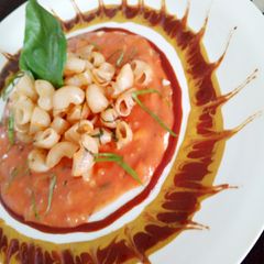 A picture of Macaroni in Neapolitan Sauce.