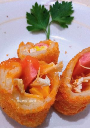 Foto resep Risol Mayo Pedas Manis Isi Ayam, Sosis, dan Telur. Yummiee 🥚🍗