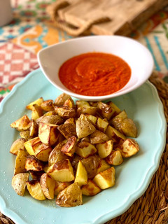 Una foto de Patatas bravas en 30 minutos