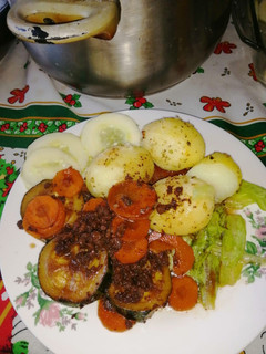 Una foto de Salteado con papas Almuerzo exprés