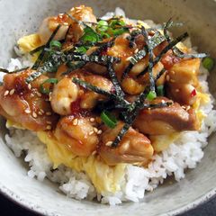 Scrambled Egg & Teriyaki Chicken Rice Bowl A picture of Scrambled Egg & Teriyaki Chicken Rice Bowl.