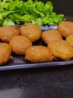 ફલાફલ (Falafel Recipe In Gujarati) રેસીપી મુખ્ય ફોટો