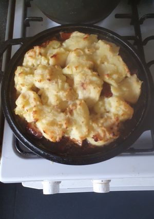 A picture of Shepherds Pie from leftovers.