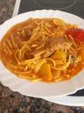 Cazuela de carne (con fideos o arroz)