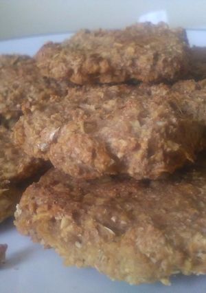 Una foto de Galletitas integrales de manzana y canela