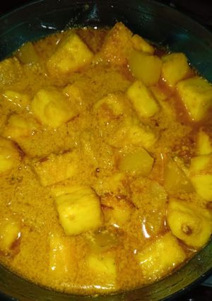 A picture of Paneer poppy seeds paste curry.