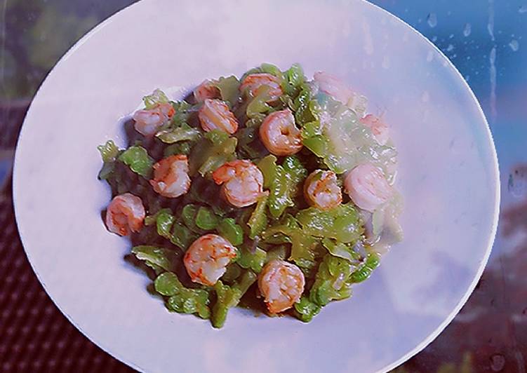 Bagaimana Menyiapkan Tumis Sayur Pare dengan Udang yang Bikin Ngiler