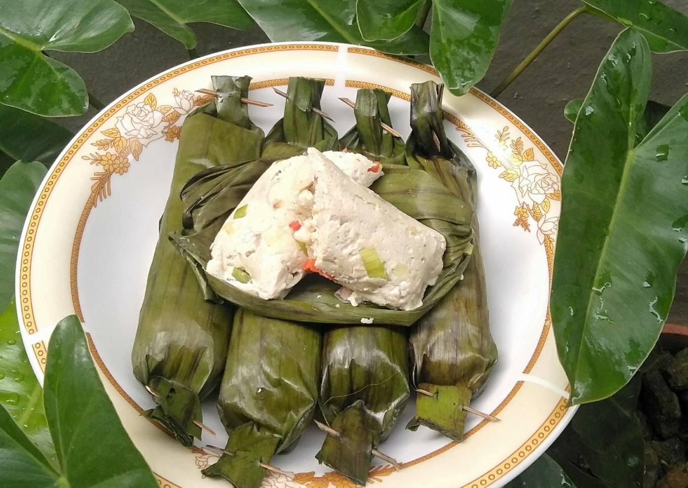 Pepes tahu teri