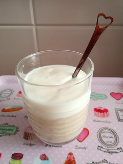 Una foto de Vasito de plátano y yogur