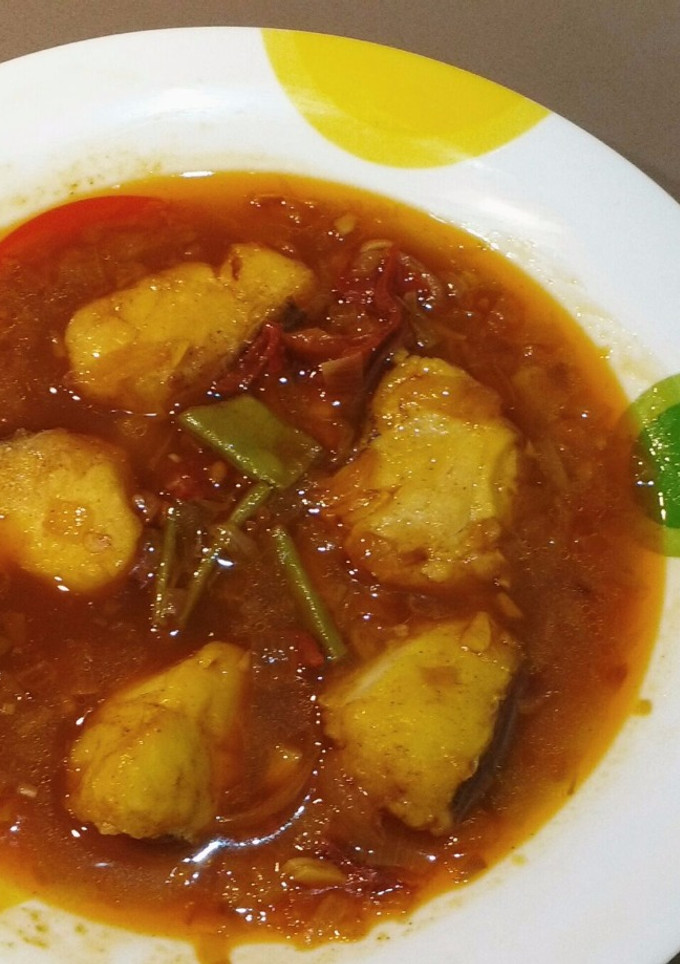 Una foto de Sopas de ajo con merluza