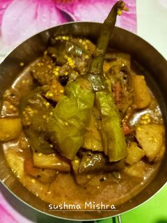 बैंगन आलू की सब्जी (Baingan aloo ki sabzi recipe in hindi) रेसिपी मुख्य फोटो