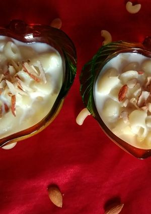 A picture of Macaroni kheer.