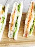 ட்ரை கலர் சாண்ட்விச்(tricolour sandwich recipe in tamil)