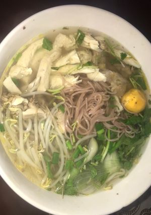Hình của món Bún lứt gà.