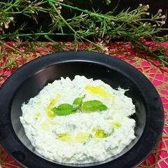 A picture of Tzatziki Dip.