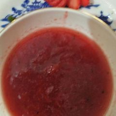 A picture of Strawberry sauce with Indiana taste.