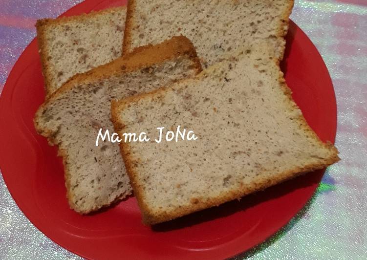 Strawberry Chiffon Cake