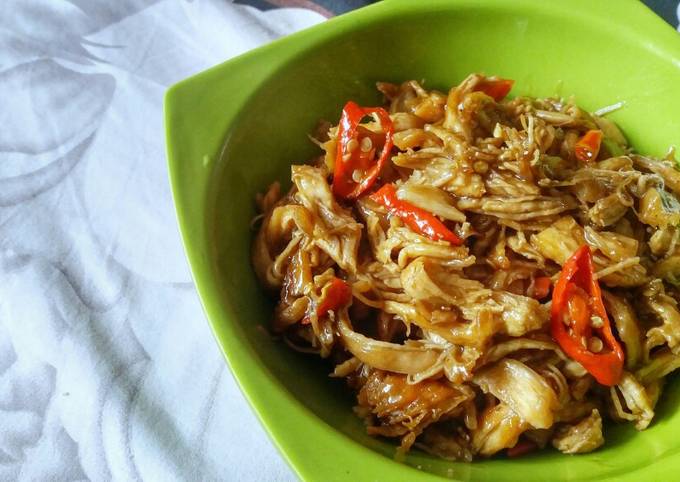 Ayam Suwir Saus Tiram / Shredded Chicken in Oyster Sauce Recipe by ...