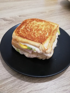 Una foto de Sándwich de pollo