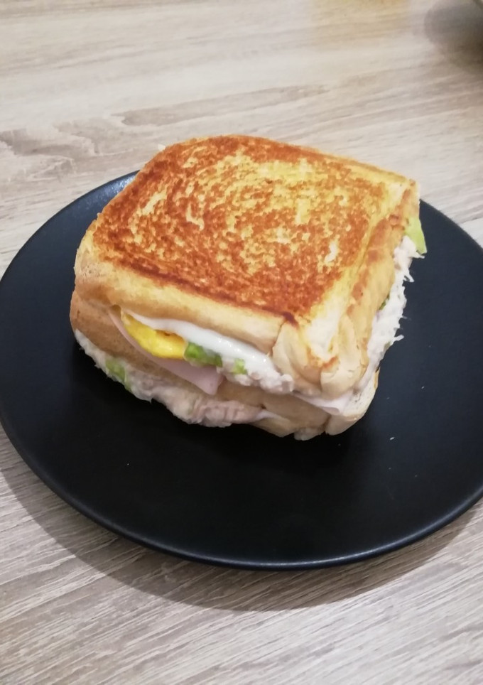 Una foto de Sándwich de pollo