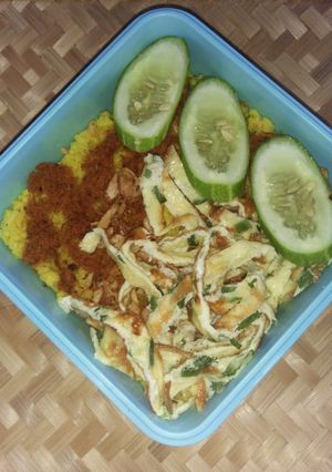 Foto resep Nasi Kuning (sisa nasi semalam)