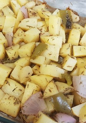 صورة لوصفة صينية بطاطس مشوية بالروز ماري