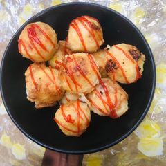 A picture of Yam balls.