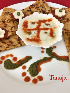 A picture of Paneer mix veg paratha.