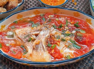 Hình của món Canh cá diêu hồng nấu cà chua.