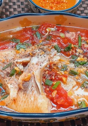 Hình của món Canh cá diêu hồng nấu cà chua.