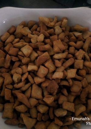 A picture of Honey chinchin.