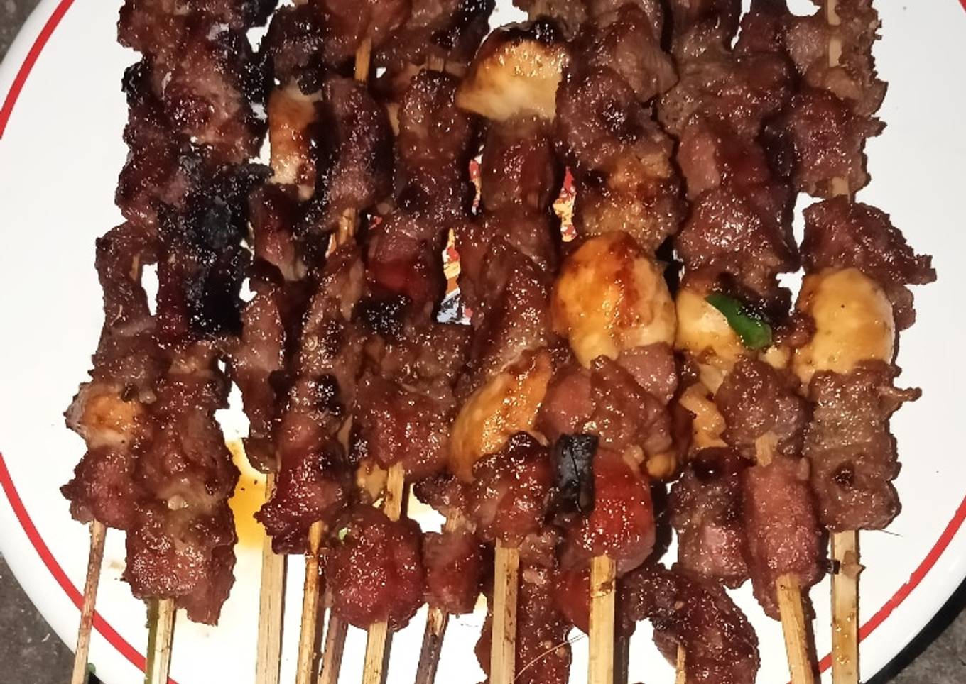 Sate kambing gurih mantul