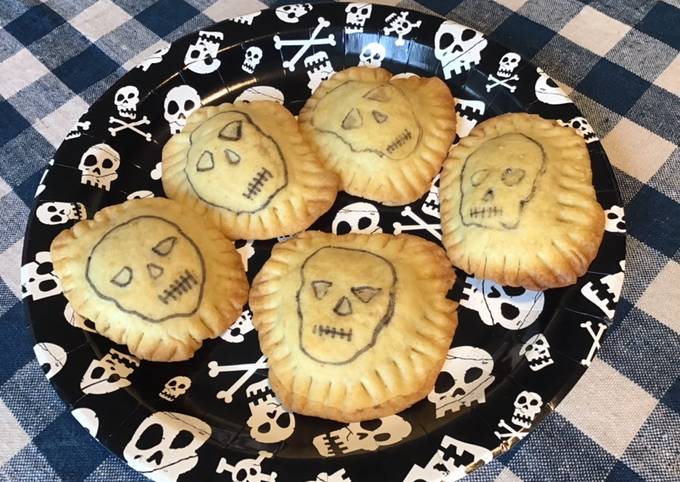 Biscuits « skull » fourrés beurre de cacahuètes crunchy