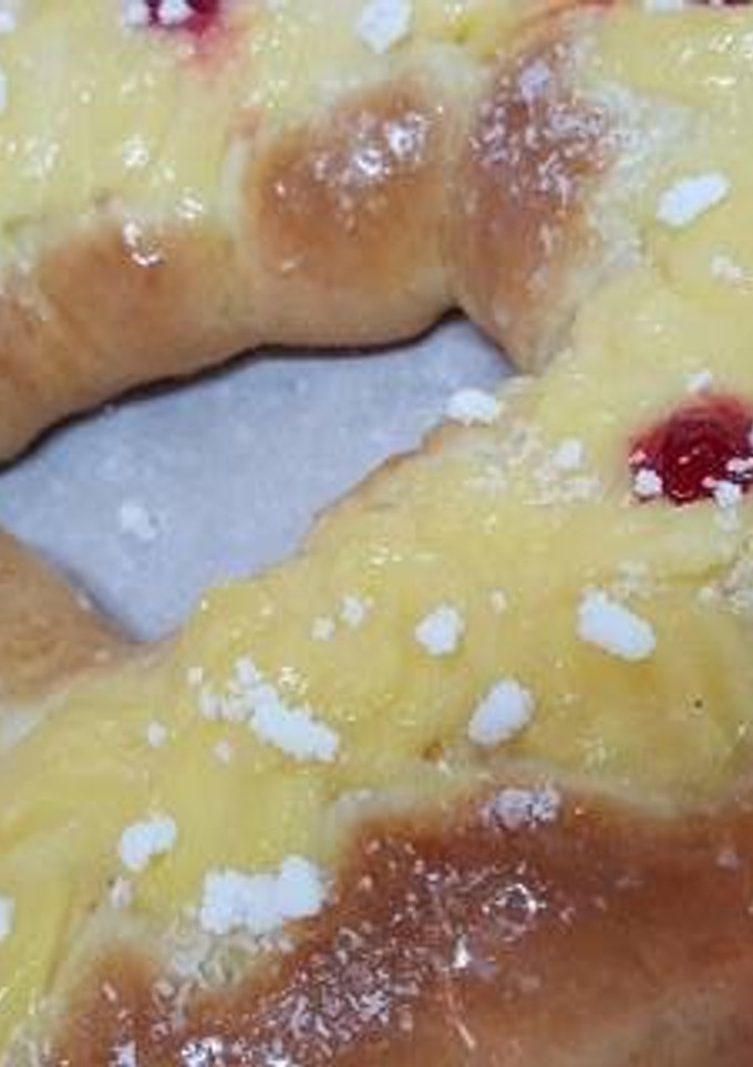 Una foto de Rosca de Reyes o pascua