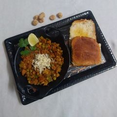 Soya bhurji pav A picture of Soya bhurji pav.