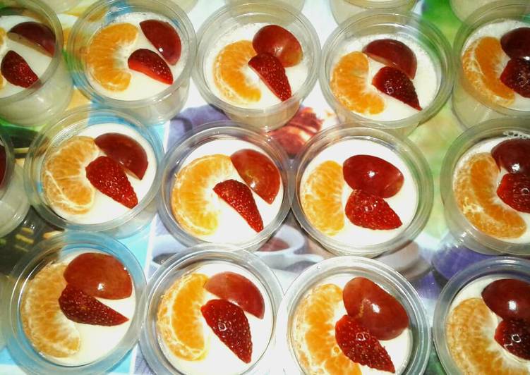 Langkah Mudah untuk Membuat Puding Vanilla Fruit yang Bisa Manjain Lidah