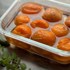 A picture of Easy Apricot Compote.