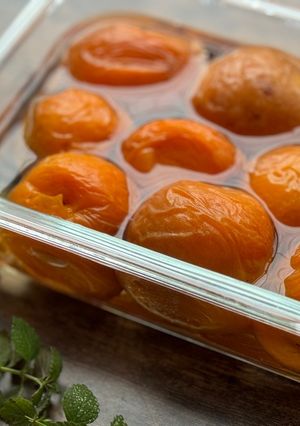 A picture of Easy Apricot Compote.