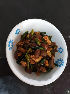 Foto resep Oseng kikil tempe mercon
