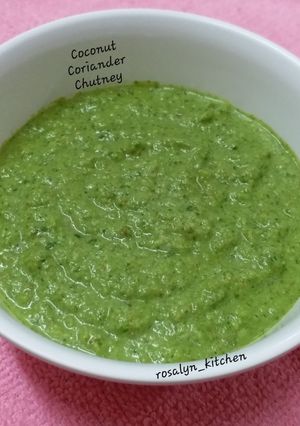 A picture of Coconut Coriander Chutney.