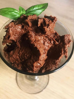Una foto de “Mousse” de chocolate