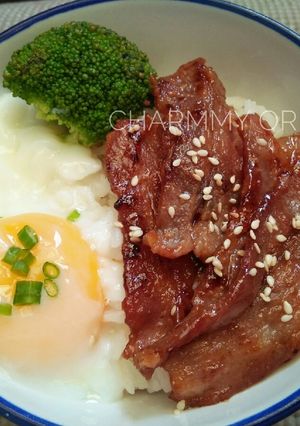 รูปของ ข้าวหน้าหมูย่าง