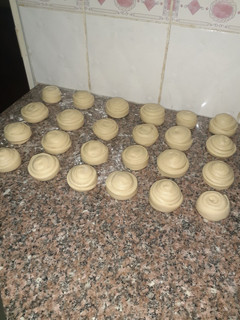 A picture of Soft layered chapatis.