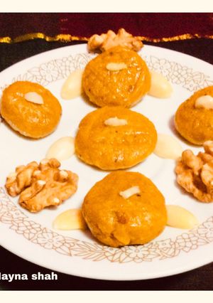 A picture of Mango peda.