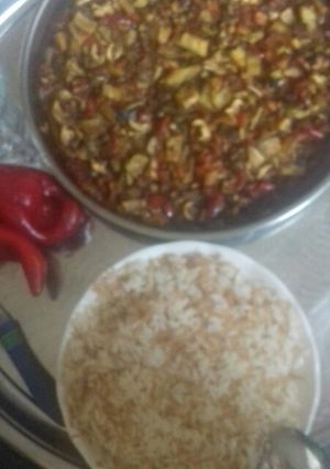 صورة لوصفة مشكلة الخضار ورز بشعيرية