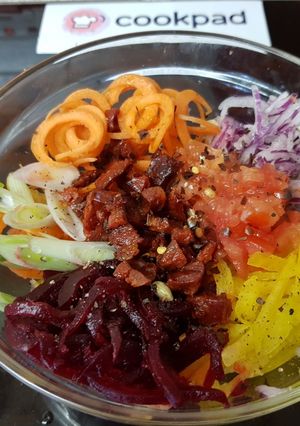 A picture of My Spiral & Shredded Salad with A little Chorizo. 😎.