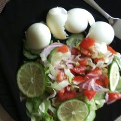 A picture of Easy lunch time salad.