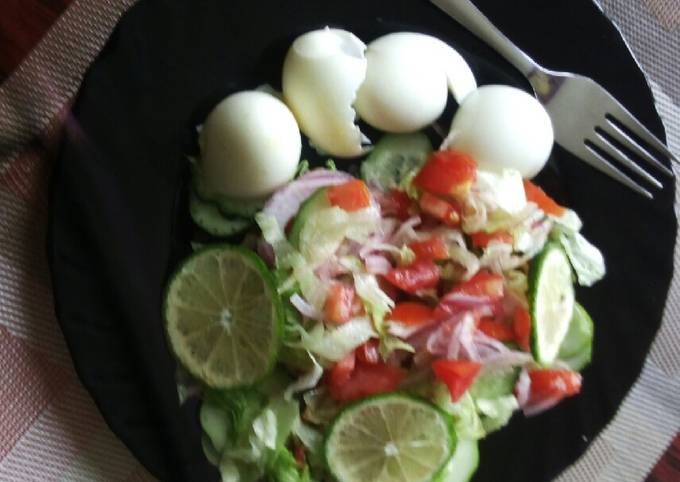 Easy lunch time salad